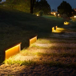 OLEV Sokkellamper>Step Line LED-sokkellampe, rustbrun