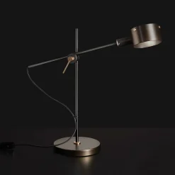 Go 252 LED-bordlampe, sort^Oluce Outlet