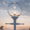 Konstsmide Orion lygtepæl i hvid med klar kugleskærm