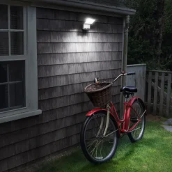 OSRAM Væglampe Med Sensor|Udendørs Spot><noscript><img width=