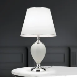 ORION Ovum bordlampe, hvid/krom, højde 48 cm, keramik/chintz