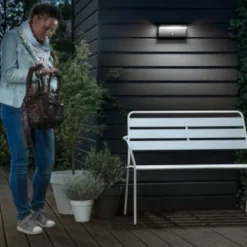 udendørs LED-væglampe Bustan Sensor, 4.000 K^Philips Sale