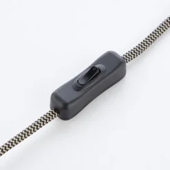 Brilliant Plow bordlampe, sort/mørkt træ