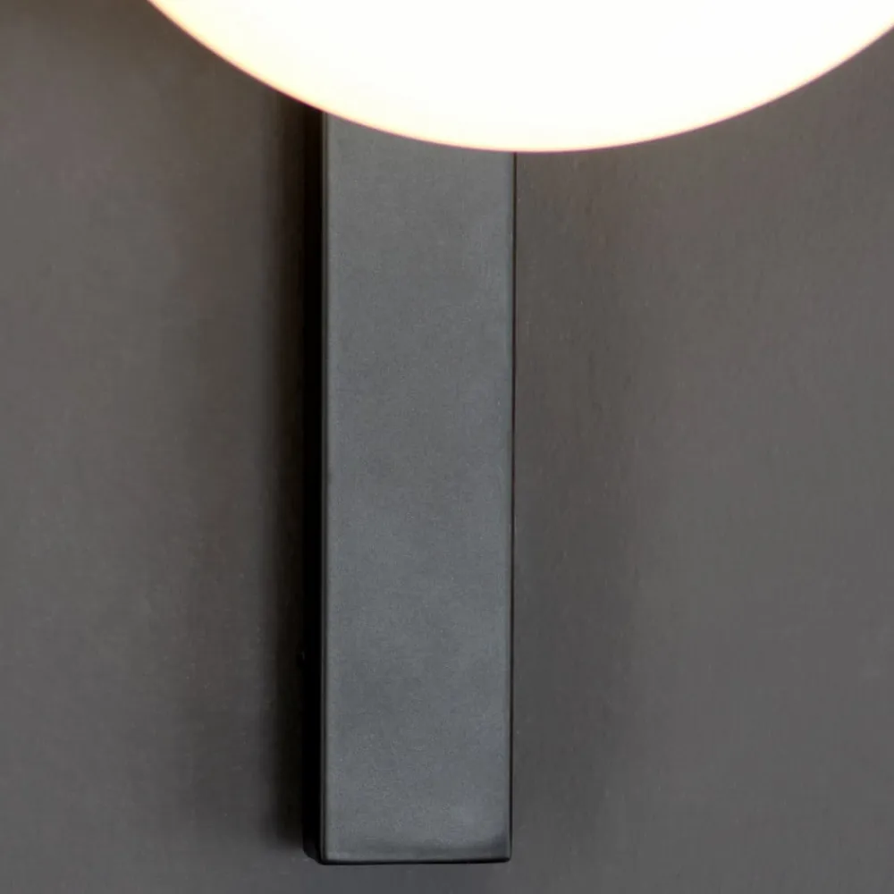 Eco-Light Pluto væglampe, 1 lyskilde, sort/hvid, afbryder