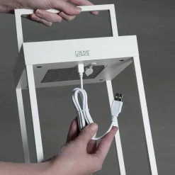 Konstsmide Portofino LED-solcellelygte, væg/bord, hvid