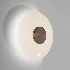 LED-væglampe Vitrum, brun/opalglas/aluminium Ø 22 cm^PURE Hot