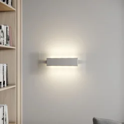 Quitani LED-væglampe Lole, aluminium, 59 x 29 cm, glas