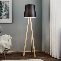 Quitani Gulvlamper|Gulvlamper>trebenet gulvlampe Jata, træchintz, sort