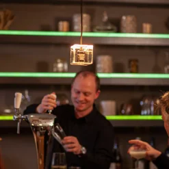 LED Floating-Cube 86 E27 4,5W varmhvid klar^SEGULA New