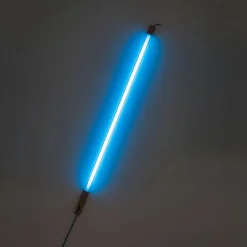 LED-lampe Linea, blå, trædetaljer, universal^SELETTI Hot