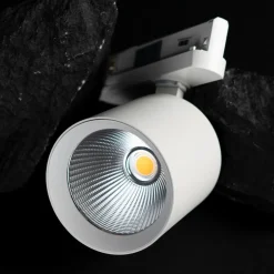 The Light Group Arbejdsrum/Kontor|Skinnesystem><noscript><img width=