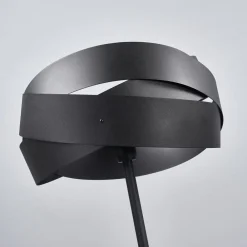 Slående designet standerlampe Tornado^Domiluce Sale
