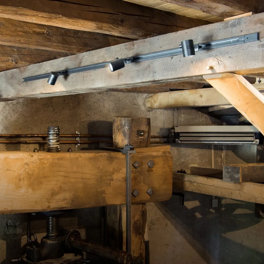 BIMA 1 spotlight til højspændingsskinne, sort^SLV Hot