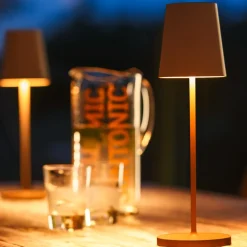 genopladelig LED-lampe Vinolina Two, rustfarvet, aluminium, Ø 11 cm^SLV