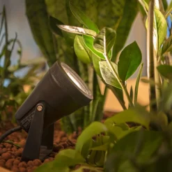 Samrina lampe med jordspyd, sort, plast, højde 13 cm^SLV