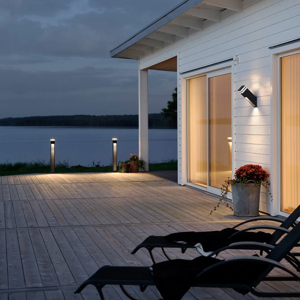 Konstsmide Smal LED vejlampe Massa