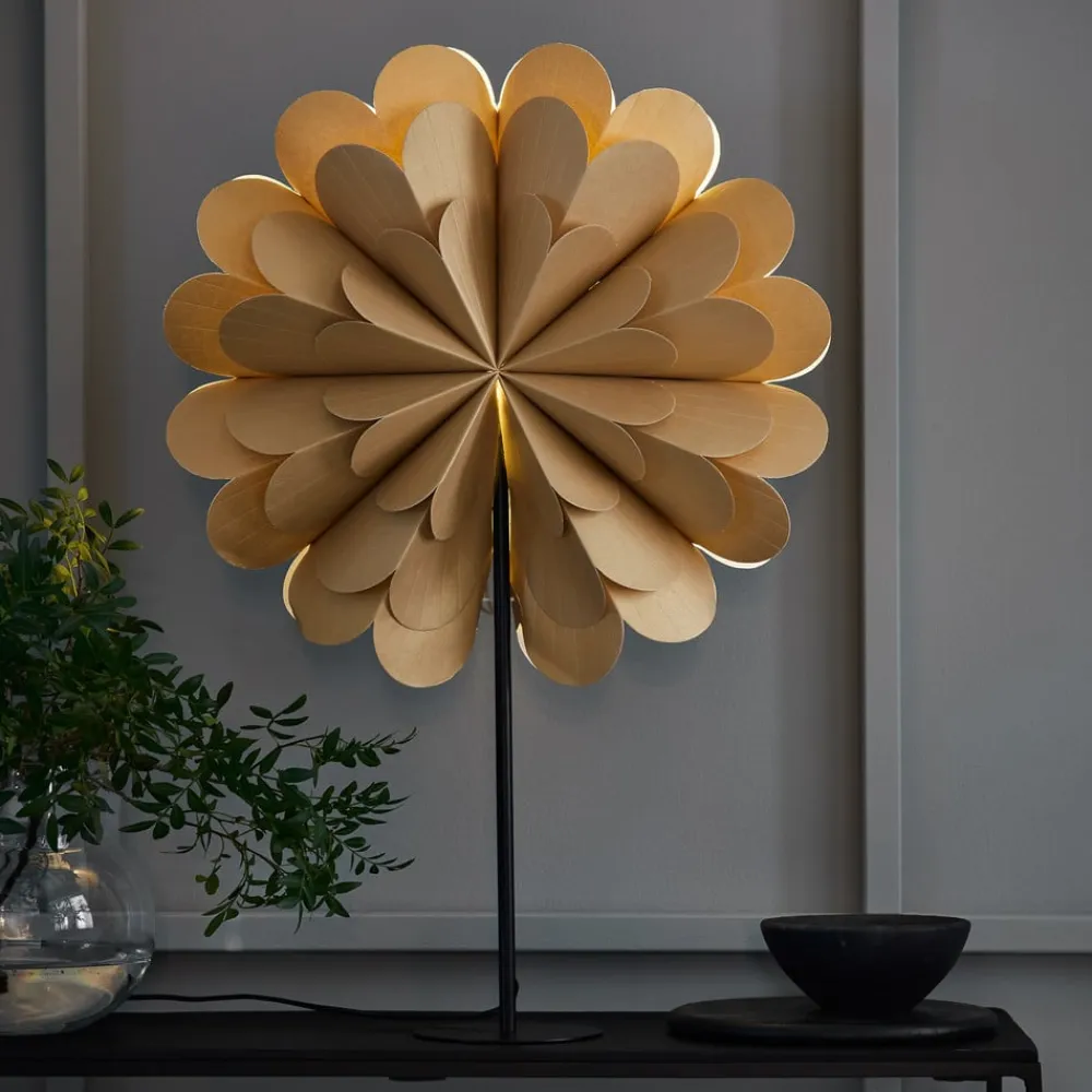 Stående stjerne Maravilla, guld/sort Højde 68 cm^Markslöjd Clearance