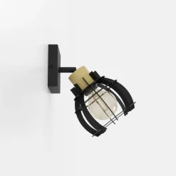 EGLO Stillington 1 væglampe af stål med trædetalje