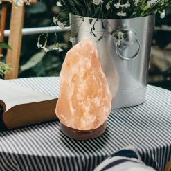 Globo Stone bordlampe, saltkrystal, naturfarvet