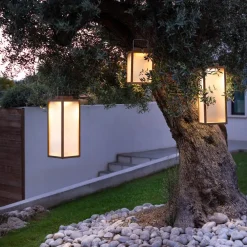 Tradition LED-solcellelanterne lavet af teaktræ Højde 65 cm^Les Jardins Discount