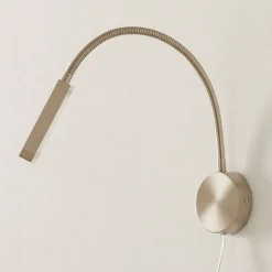 FISCHER & HONSEL Trinløs dæmpbar LED-væglampe Raik med stik