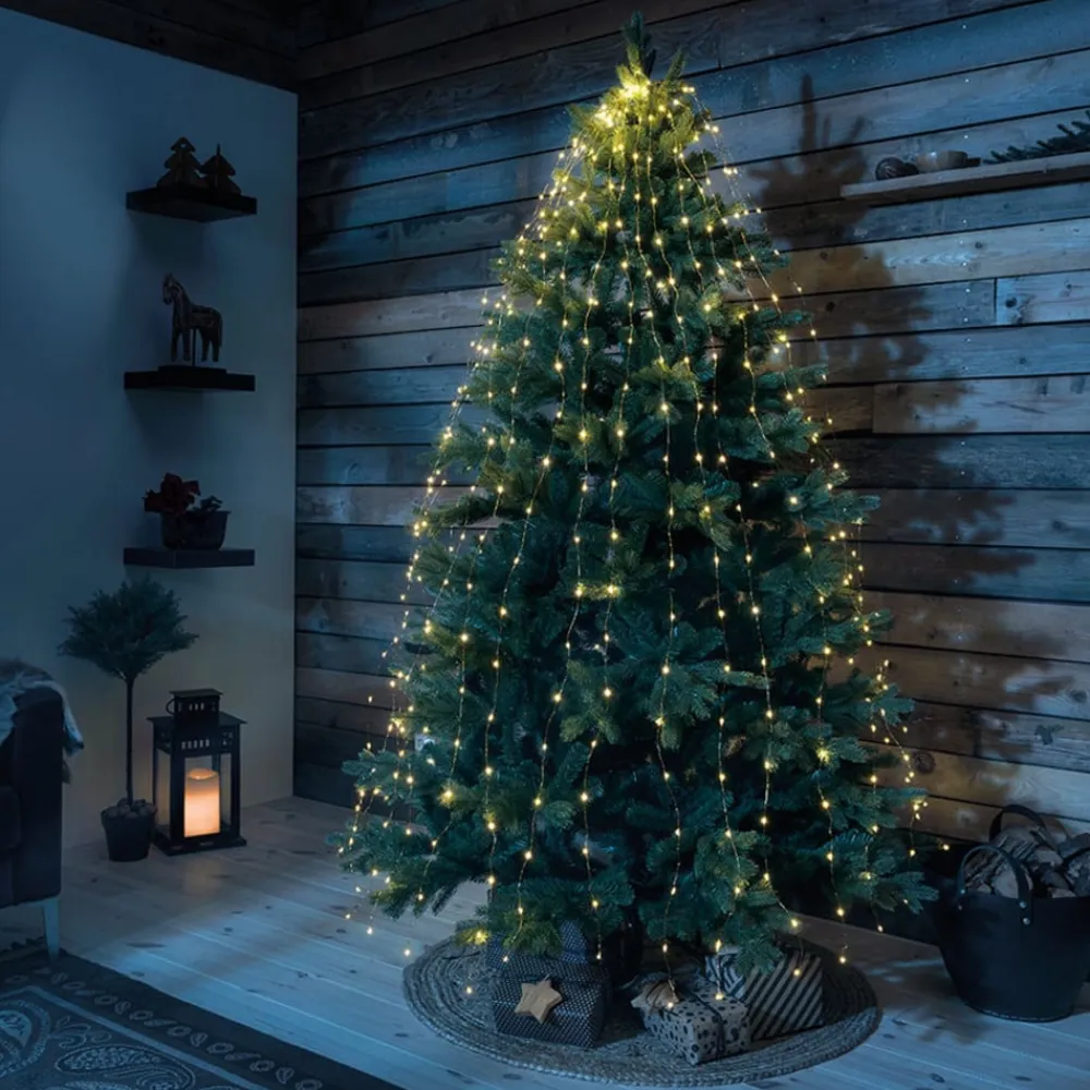 Konstsmide Christmas Dekorationsbelysning>Trælyskæde formonterede LED dråber 180 lyskilder