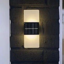 STAR TRADING Udendørs LED-væglampe Wally, 20x8 cm hvid frostet CCT