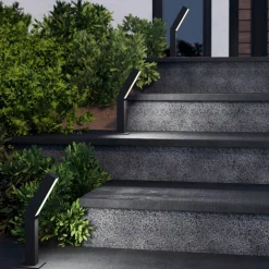 EGLO Ugento LED-sokkellampe, sort