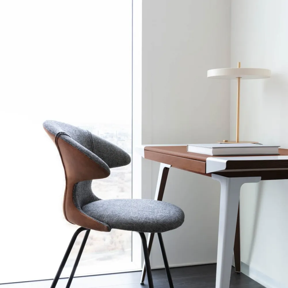 LED-bordlampe Asteria Table, USB, perlehvid/messing^UMAGE Online