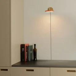 UMAGE LED-væglampe Asteria Short, orange, 25 cm, stik