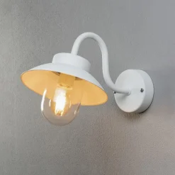 Konstsmide Vega Mini udendørs væglampe, bredde 22 cm, hvid