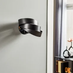 Domiluce Vento væglampe, sort, E14, metal, 14 cm høj