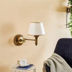 Jupiter Væglamper|Væglamper><noscript><img width=