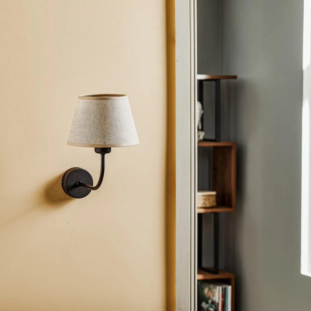 TK Lighting Væglampe Chicago med skærm i hør