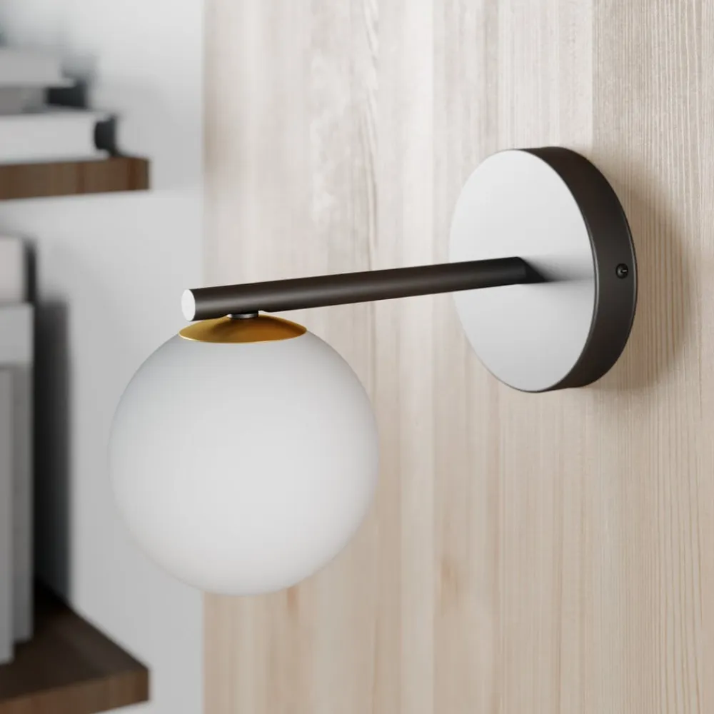 SIGMA Væglampe Gama i sort med glaskugle