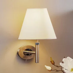 ORION Væglamper>Væglampe Lilly i nikkel med stofskærm