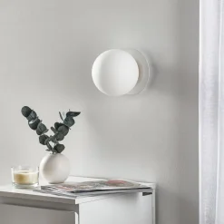 Væglampe Minerva K1, hvid, Ø 15 cm, glas/metal^EMIBIG LIGHTING