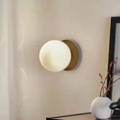 EMIBIG LIGHTING Væglampe Minerva K1 med sort metalramme