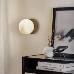 EMIBIG LIGHTING Væglampe Minerva K1 med sort metalramme