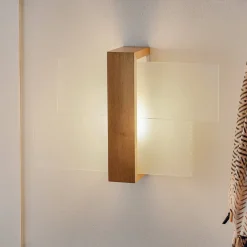 Væglampe Shifted 1, glas og lyst træ^SOLLUX LIGHTING Best