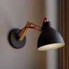 Lamkur Væglamper|Væglamper>Væglampe Skansen, træarm justerbar, sort