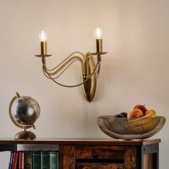 Væglampe Tori K2 i lysestageform, guld^EMIBIG LIGHTING Online