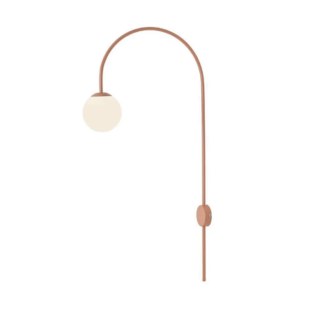 ALDEX Væglampe Una, metal, glas, koralrød