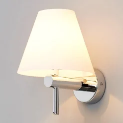 Lindby Violetta - elegant badeværelseslampe, vægmontage