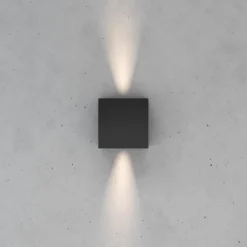 MCJ Zuza 2 væglampe, sort, metal, fire vinger, 10 cm, G9